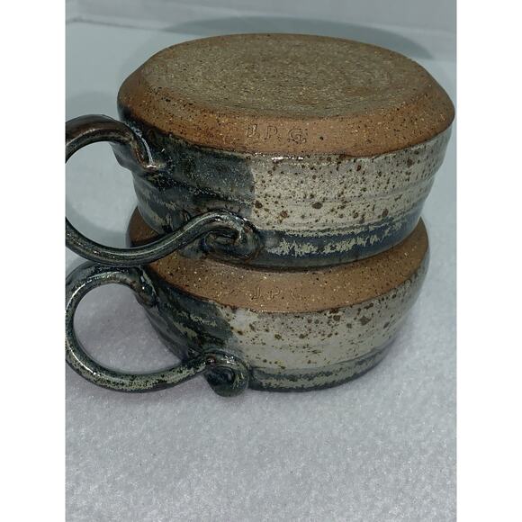 2 Mugs Studio Art Pottery Marked J.P.G. Hand Thrown Abstract Design Stoneware - Picture 12 of 14